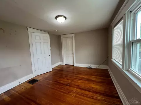 1432 Cedar Ave, Cincinnati, OH 45224 photo 12