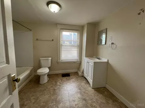 1432 Cedar Ave, Cincinnati, OH 45224 photo 11
