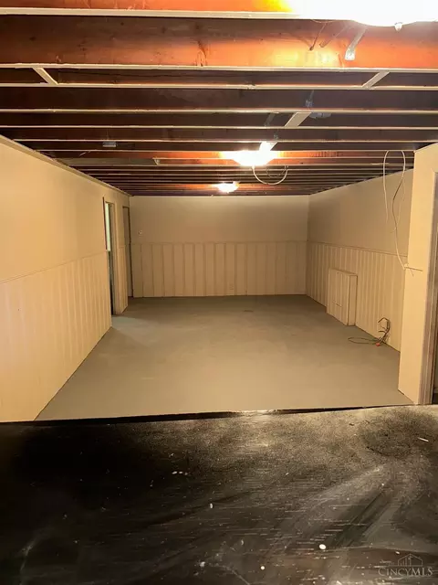 Other - 9179 Neil Dr, Cincinnati, OH 45231 photo 5 of 8