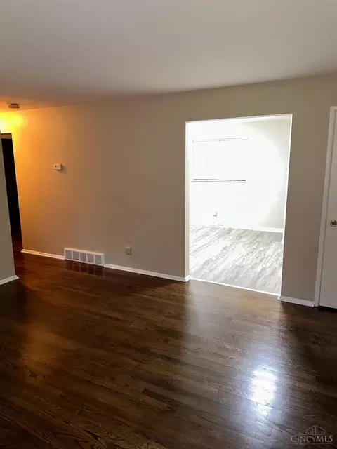 Living - 9179 Neil Dr, Cincinnati, OH 45231 photo 1 of 1