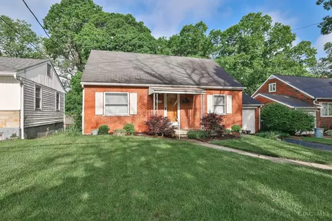 8015 Colette Ln, Cincinnati, OH 45224