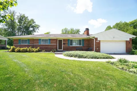 10651 Thornview Dr, Evendale, OH 45241