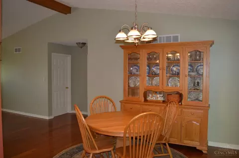 313 Oak Ridge Dr, Mount Orab, OH 45154 photo 8