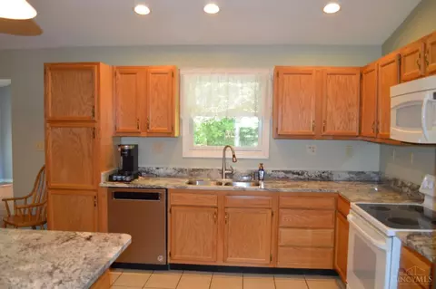 313 Oak Ridge Dr, Mount Orab, OH 45154 photo 7