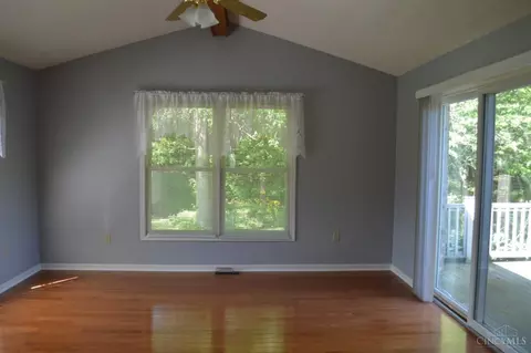313 Oak Ridge Dr, Mount Orab, OH 45154 photo 9