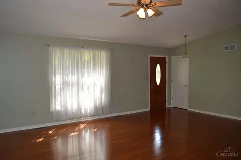 313 Oak Ridge Dr, Mount Orab, OH 45154 photo 4