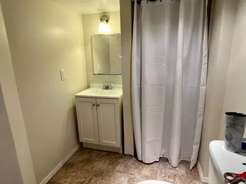 Bath - 3816 Spring Mill Way, Maineville, OH 45039 photo 3 of 3