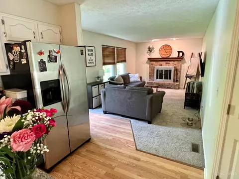 Kitchen - 3816 Spring Mill Way, Maineville, OH 45039 photo 4 of 4