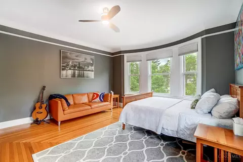 Bedroom - 328 Mcgregor Ave, Cincinnati, OH 45219 photo 3 of 12