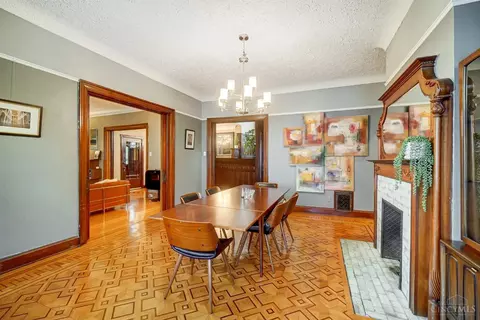Dining - 328 Mcgregor Ave, Cincinnati, OH 45219 photo 1 of 3