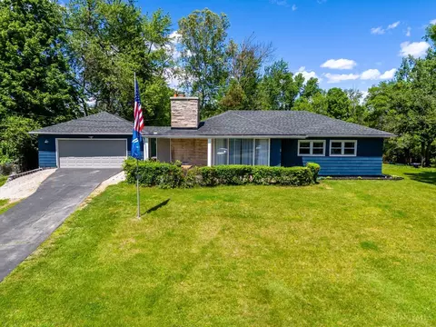 6988 Lesley Ln, Middletown, OH 45042