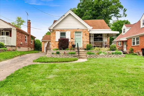 3865 Kilbourne Ave, Cincinnati, OH 45209