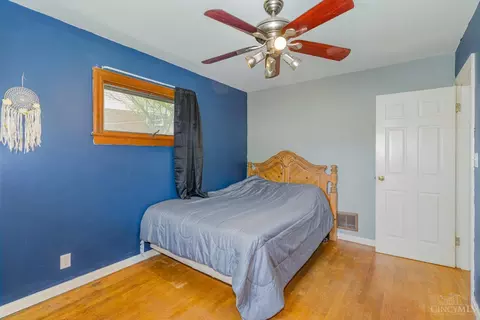 Bedroom - 13 Imbler Dr, Greenhills, OH 45218 photo 1 of 6