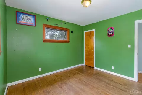 Bedroom - 13 Imbler Dr, Greenhills, OH 45218 photo 4 of 6