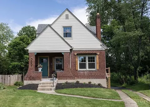 3651 Solar Vista Pl, Cincinnati, OH 45213