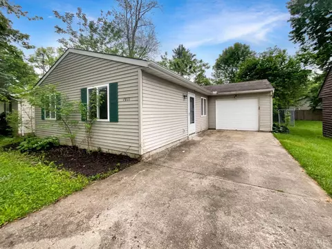 7811 Columbia Ave, Cincinnati, OH 45249