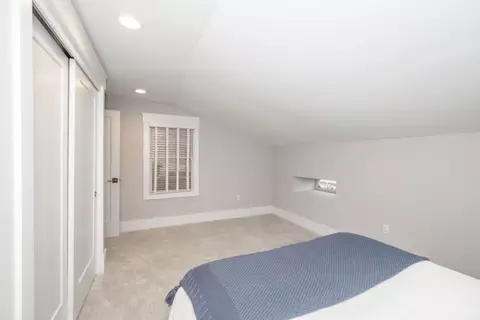 Bedroom - 1410 Elm St, Cincinnati, OH 45202 photo 7 of 7