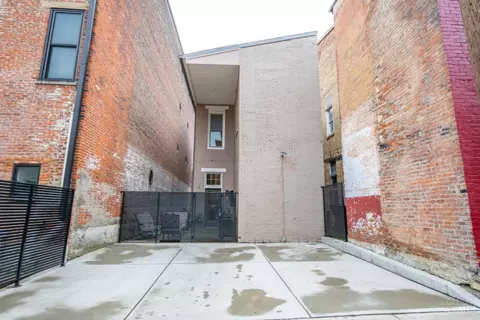 Exterior - 1410 Elm St, Cincinnati, OH 45202 photo 8 of 14
