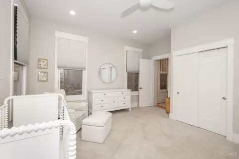 Bedroom - 1410 Elm St, Cincinnati, OH 45202 photo 1 of 7