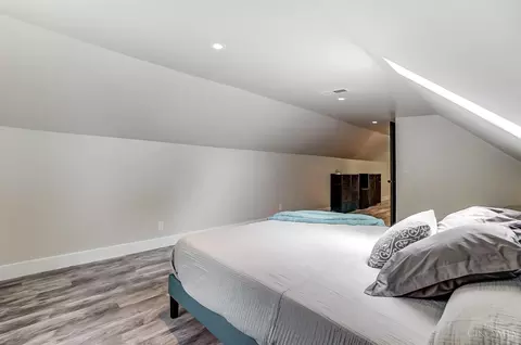 Bedroom - 1628 Quebec Rd, Cincinnati, OH 45205 photo 6 of 6