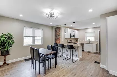 Dining - 1628 Quebec Rd, Cincinnati, OH 45205 photo 1 of 2