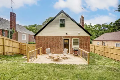 Exterior - 1628 Quebec Rd, Cincinnati, OH 45205 photo 3 of 7