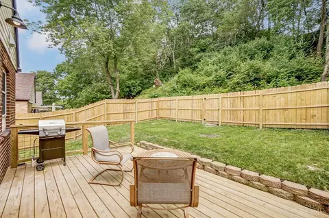 Exterior - 1628 Quebec Rd, Cincinnati, OH 45205 photo 5 of 7