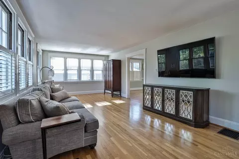 16 Arcadia Pl, Cincinnati, OH 45208 photo 32