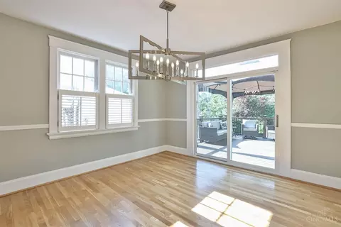 16 Arcadia Pl, Cincinnati, OH 45208 photo 8