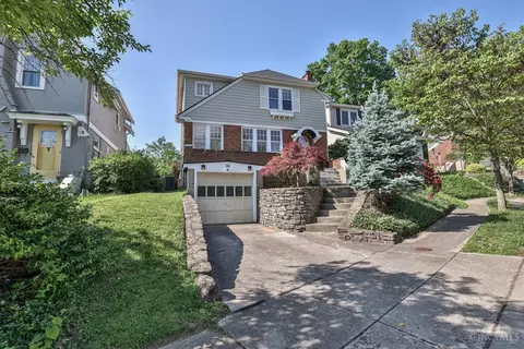 16 Arcadia Pl, Cincinnati, OH 45208 photo 2