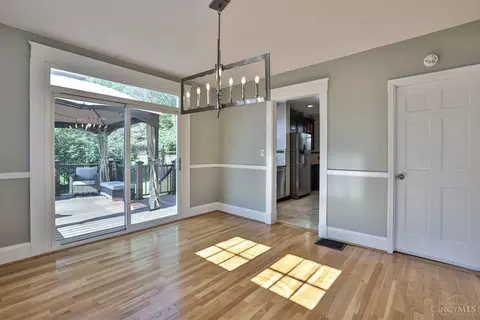 16 Arcadia Pl, Cincinnati, OH 45208 photo 10