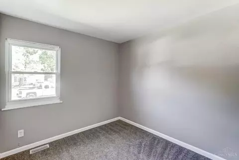 Bedroom - 11526 Raphael Pl, Forest Park, OH 45240 photo 4 of 5