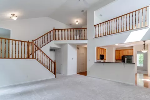 4155 Gensen Loop, Cincinnati, OH 45245 photo 8