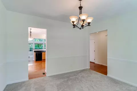4155 Gensen Loop, Cincinnati, OH 45245 photo 9