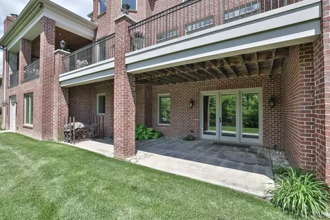 Exterior - 41 Traditions Turn, Montgomery, OH 45249 photo 14 of 18