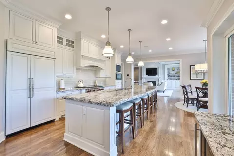 Kitchen - 41 Traditions Turn, Montgomery, OH 45249 photo 4 of 8