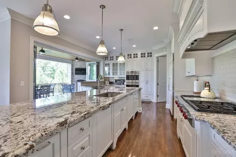 Kitchen - 41 Traditions Turn, Montgomery, OH 45249 photo 8 of 8