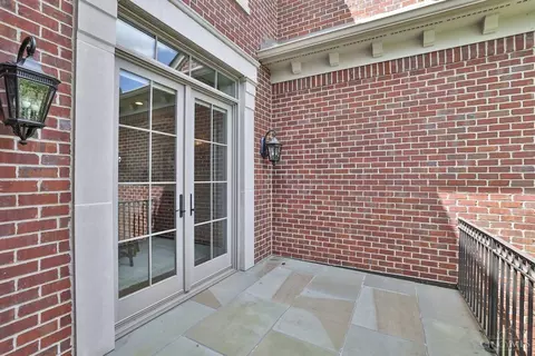 Exterior - 41 Traditions Turn, Montgomery, OH 45249 photo 8 of 18