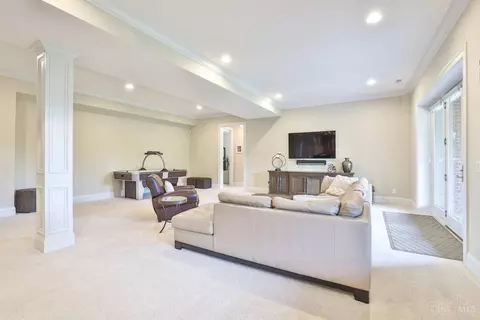 Living - 41 Traditions Turn, Montgomery, OH 45249 photo 4 of 6