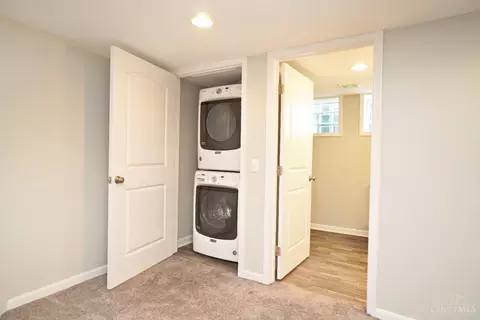 6684 Iris Ave, Cincinnati, OH 45213 photo 24