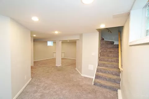 6684 Iris Ave, Cincinnati, OH 45213 photo 21