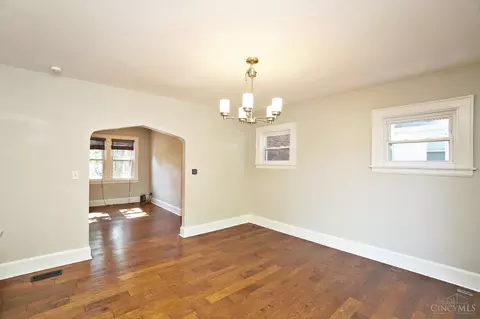 6684 Iris Ave, Cincinnati, OH 45213 photo 11