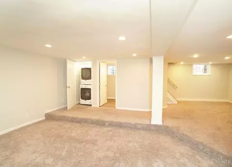 6684 Iris Ave, Cincinnati, OH 45213 photo 23