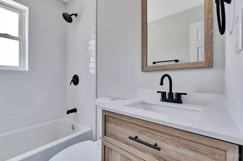 4785 Hardwick Dr, Cincinnati, OH 45238 photo 9