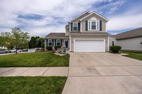 220 Huntington Dr, Hamilton Township, OH 45039