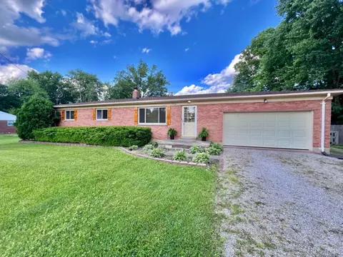 3632 El Rego Dr, Amelia, OH 45102