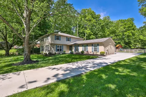8318 Turtlecreek Ln, Montgomery, OH 45242