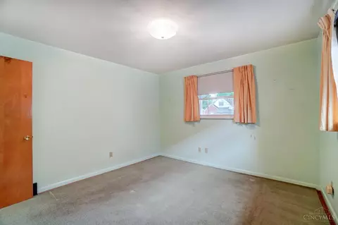 Bedroom - 4114 Edith Ave, Cincinnati, OH 45227 photo 3 of 5