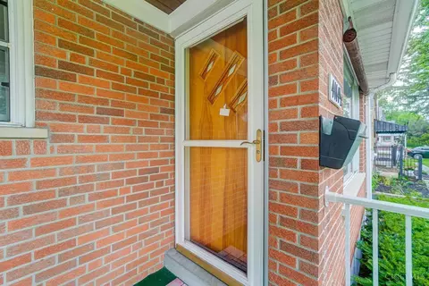 Exterior - 4114 Edith Ave, Cincinnati, OH 45227 photo 5 of 19