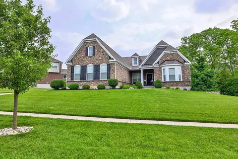 6622 Palmetto Dr, Mason, OH 45040